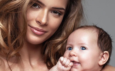 Làm thế nào để mẹ bầu sinh ra những em bé hạnh phúc?