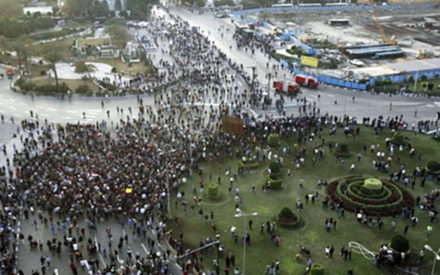 Kí ức kinh hoàng của nữ phóng viên xinh đẹp bị 200 người lực lưỡng hãm hiếp suốt 40 phút