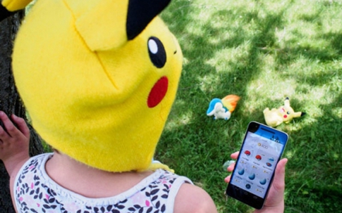 Cho trẻ chơi Pokemon Go, coi chừng con bị bắt cóc!