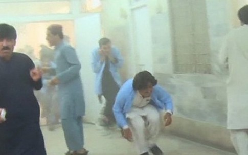 Nổ tại bệnh viện Pakistan, 40 người chết
