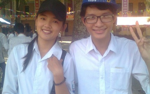 Cha kéo xe thồ nuôi con vào đại học