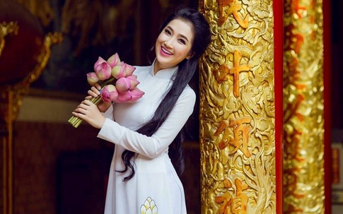 Người đẹp "Cô dâu tuổi Dần": 'Bạn trai đề nghị tôi ra khỏi nhà khi chia tay'