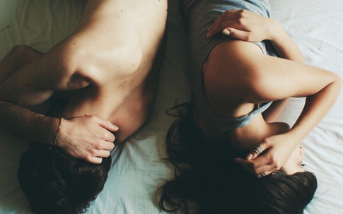 Vợ lãnh cảm vì chồng thiếu hiểu biết chốn phòng the
