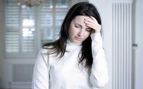 Tôi chẳng thể có cảm tình với mẹ chồng tương lai