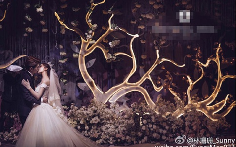 Đám cưới hot girl Trung Quốc hút 30 triệu người theo dõi