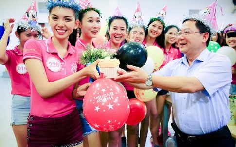 Những chuyện vui và sự cố bên lề cuộc thi Hoa hậu Việt Nam