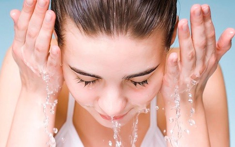 Chống lão hoá da đúng cách khi giao mùa cho phụ nữ 30+