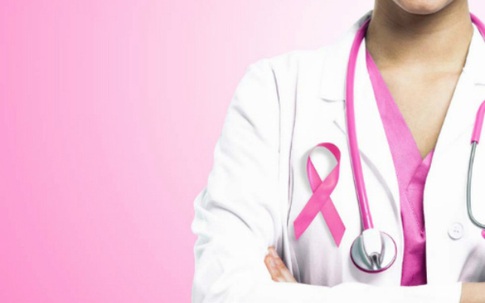 7 dấu hiệu nhận biết sớm ung thư vú tại nhà