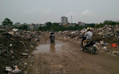 Hình ảnh khủng khiếp về rác thải "bao vây" người dân thủ đô