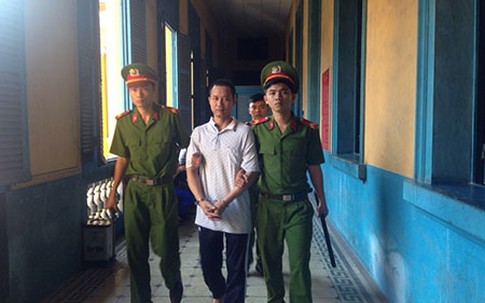 Sát hại "vợ" vì nghi ngoại tình