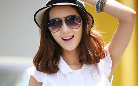 Áo sơ mi trắng mùa hè đẹp nhẹ nhàng mà điệu đà cho nàng công sở