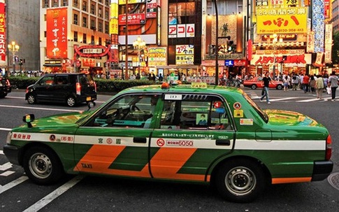 Bị bắt vì đi taxi 850 km quỵt tiền ở Nhật