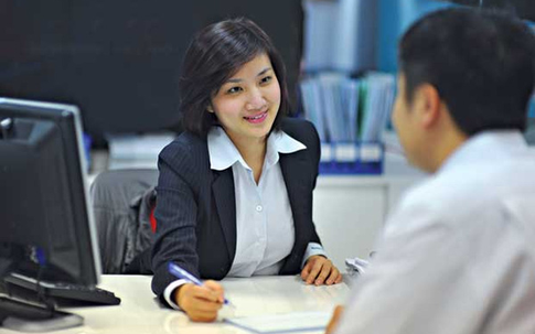 Thi tuyển vào ngân hàng khó hơn thi hoa hậu