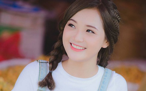 Ngắm nụ cười trong vắt của "hot girl dân tộc" Thu Hương