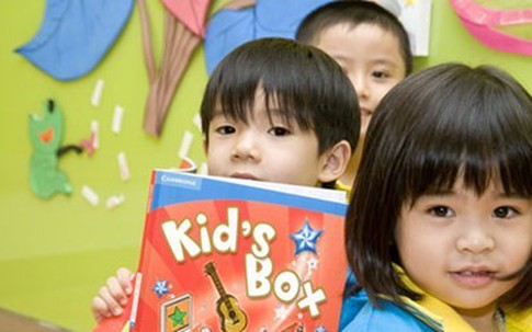 Học tiếng Anh từ lớp 1: Mỗi trường một kiểu