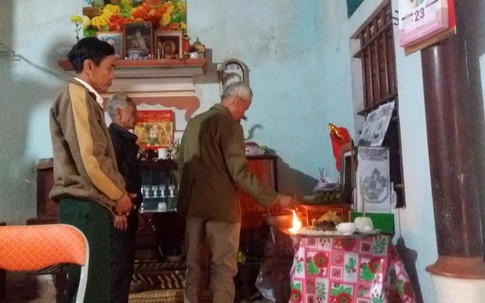 Nỗi đau người mẹ chứng kiến con gái 7 tuổi bị thiêu chết cùng kẻ điên tình