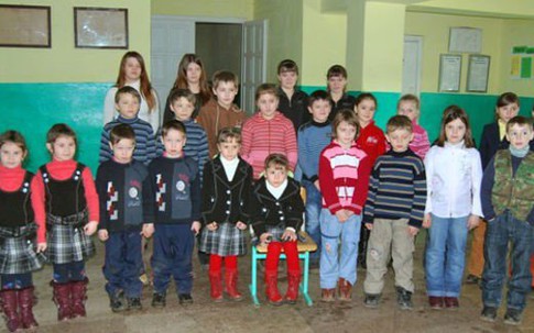 Kỳ lạ ngôi làng có 61 cặp sinh đôi ở Ukraine