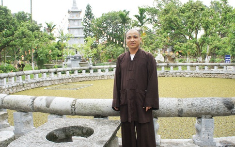 Độc đáo bảo tàng đá trong Thiền Linh tự