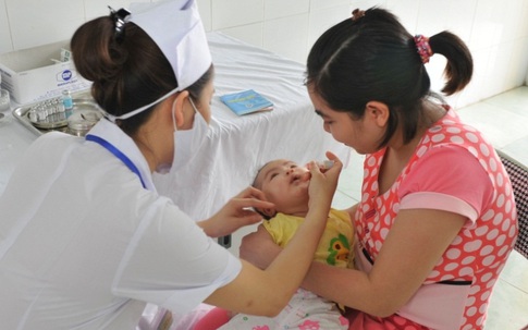 Ngừa bại liệt cho trẻ dưới 5 tuổi ở 7 quận/huyện “nguy cơ cao”