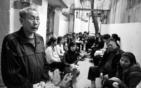 Trở lại xóm chạy thận, lần nào cũng buồn
