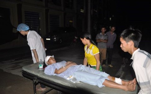 Sạt lở đất nghiêm trọng ở Yên Bái khiến 2 người chết, 7 người bị thương