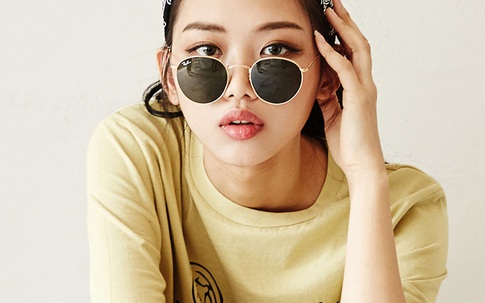 Hè này, thiếu gì thì thiếu chứ nhất định đừng thiếu khăn vuông!