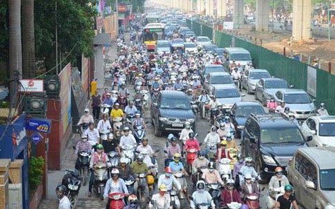 Phát phiếu cho ai?
