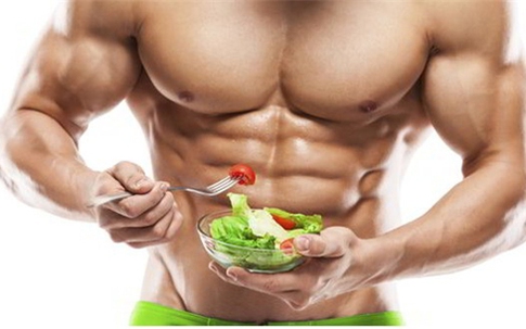 Bổ sung protein tạo cơ bắp nên hay không?