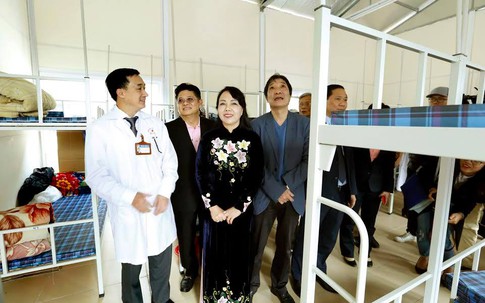 Bệnh nhân hát xuyên đêm mừng Bệnh viện có nhà lưu trú