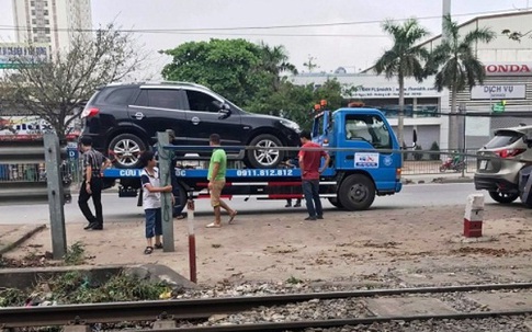 Vụ hàng loạt chủ xe tố gara Mạnh Sơn “chặt chém” dưới góc nhìn pháp lý