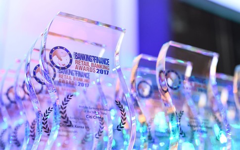 VPBank “thắng lớn” giải thưởng và danh hiệu uy tín trong năm 2017