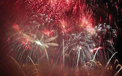 Lễ hội pháo hoa quốc tế Đà Nẵng 2017: Bữa tiệc ánh sáng đầy bất ngờ trên bầu trời sông Hàn