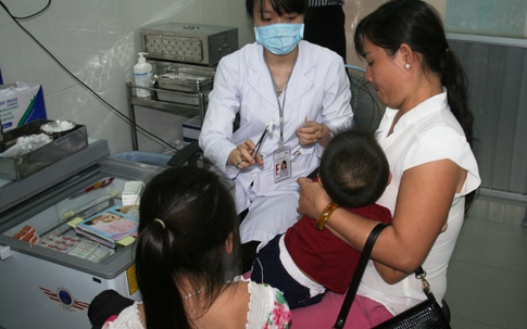 Bộ tr­ưởng Bộ Y tế làm việc với các viện thuộc hệ y tế dự phòng