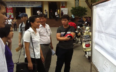 Bằng đại học không ghi loại hình đào tạo, tại chức sẽ “đắt hàng”?