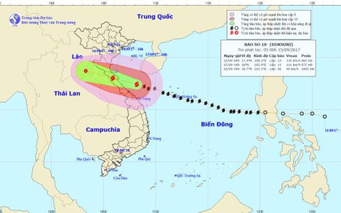 Tin mới nhất về cơn bão số 10: Bão đã áp sát đất liền Hà Tĩnh - Quảng Bình