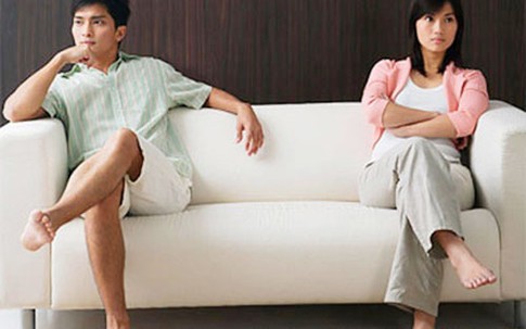 Chồng nhạt tình sau cưới (1): Tâm sự người vợ trẻ đang “tiến thoái lưỡng nan”