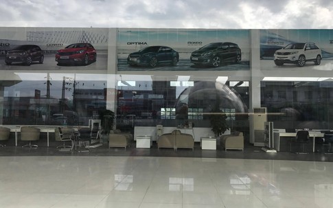 Nhiều nạn nhân tố KIA Hà Đông bội tín: Showroom cửa đóng then cài, khách hàng, đối tác hoang mang