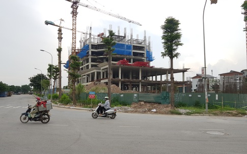 Thanh Trì (Hà Nội): Cán bộ kêu trời vì nhà xây kiểu “rùa”