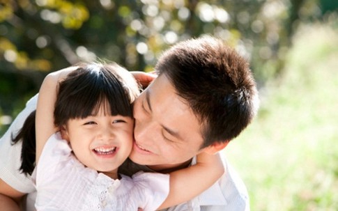 Từ những vụ trẻ bị xâm hại: 5 cách ứng xử  người mẹ cần biết