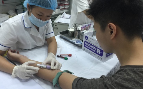 Xét nghiệm sốt xuất huyết: Một ngày ra hai kết quả, bác sĩ nói gì?