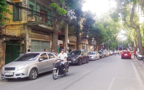 Hà Nội lên phương án tăng phí lòng đường gấp 3 lần: Nguy cơ mất 90.000 đồng/lần  gửi xe ô tô?