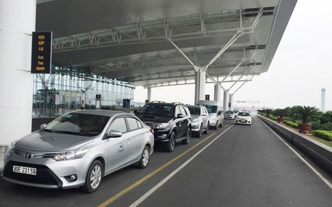 Đi Nội Bài chỉ 150 ngàn: Taxi sân bay thời dìm nhau đến "chết"
