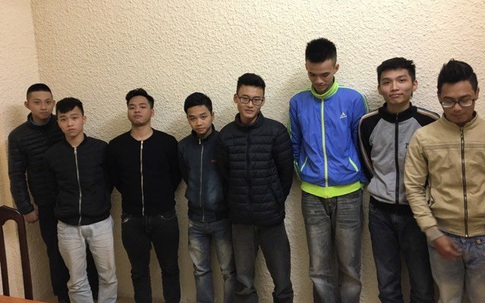 Bắt khẩn cấp nhóm “choai choai” chuyên "đi bão" trên phố