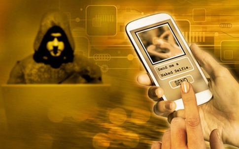 Hacker facebook tống tiền chị em bằng clip “nhạy cảm”