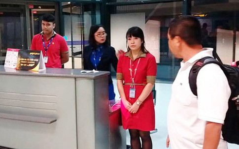 Cục Hàng không yêu cầu xử nghiêm nhân viên xé vé máy bay của khách
