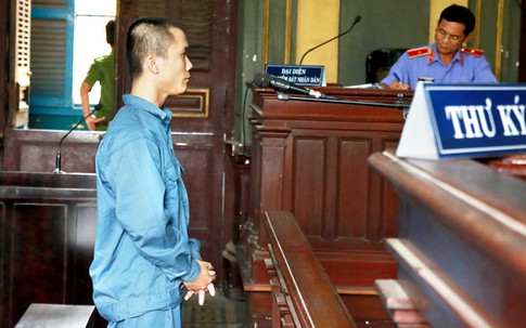 12 năm tù cho kẻ ba lần đưa người yêu nhí vào nhà nghỉ
