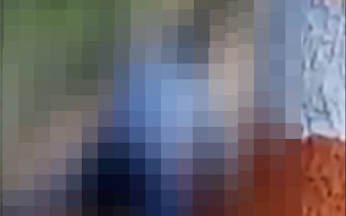 Cô gái 20 bị hãm hiếp ngay trên đường, người qua lại không ai đến cứu