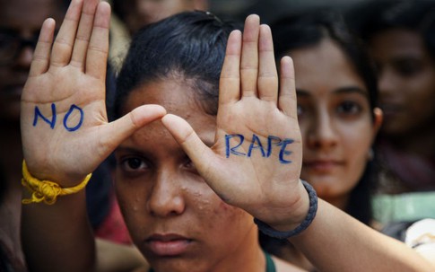 Cụ bà 100 tuổi bị cưỡng hiếp đến chết gây rúng động Ấn Độ