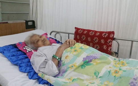 Cứu sống cụ bà 90 tuổi xuất huyết ồ ạt trong bụng