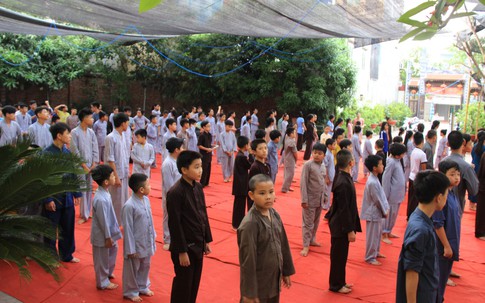 Ảnh hơn 300 trẻ em tham gia khóa tu đạo đức mùa hè tại Hải Dương